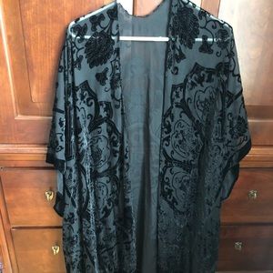 Mossimo Supply Co. black kimono